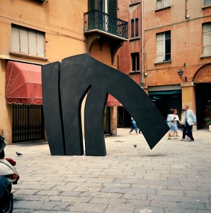 PK1985SC001 SCULTO